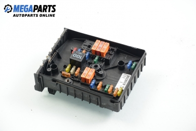 Fuse box for Volkswagen Golf V 1.6 FSI, 115 hp, 3 doors, 2007