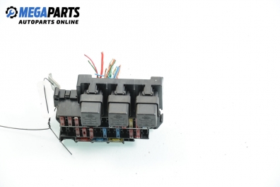 Sicherungskasten for Nissan Micra (K11) 1.0 16V, 54 hp, 3 türen, 1995