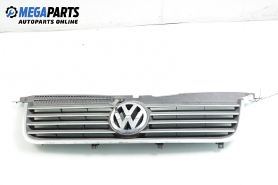 Grilă for Volkswagen Passat (B5; B5.5) 1.9 TDI, 130 hp, combi, 2001