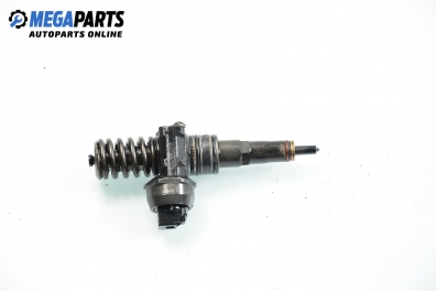 Diesel fuel injector for Volkswagen Bora 1.9 TDI, 101 hp, sedan, 2003 № Bosch 0 414 720 037