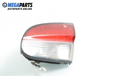 Inner tail light for Kia Avella Delta 1.5, 75 hp, sedan, 1999, position: right