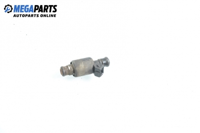 Gasoline fuel injector for Daewoo Nubira 1.6 16V, 106 hp, sedan, 2000