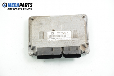 ECU for Volkswagen Polo (9N/9N3) 1.2, 54 hp, 3 türen, 2005 № 03D 906 032 C / Siemens 5WP40124 03