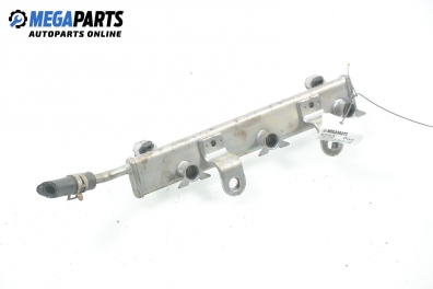 Fuel rail for Nissan Pixo 1.0, 68 hp, 2010