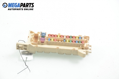 Sicherungskasten for Mazda MPV 2.0 DI, 136 hp, 2005