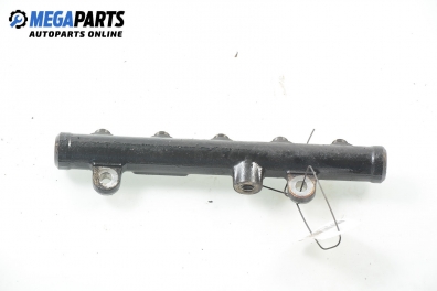 Fuel rail for Peugeot 407 2.0 HDi, 136 hp, sedan, 2006