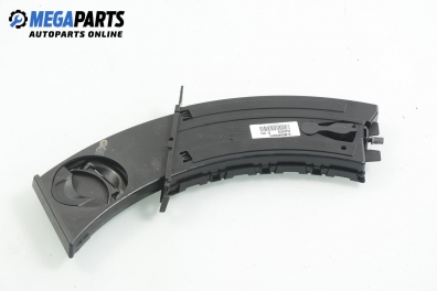 Getränkehalter for BMW 3 (E90, E91, E92, E93) 2.0, 150 hp, sedan, 2006