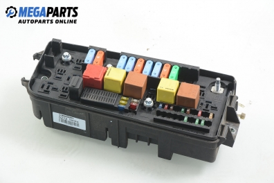 Sicherungskasten for Opel Vectra C 2.2 direct, 155 hp, hecktür automatic, 2006