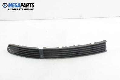 Grilă în bara de protecție for Volkswagen Passat (B5; B5.5) 1.8, 125 hp, combi, 1999, position: stânga