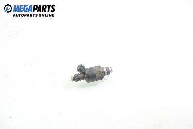 Gasoline fuel injector for Daewoo Nubira 1.6 16V, 106 hp, hatchback, 1999