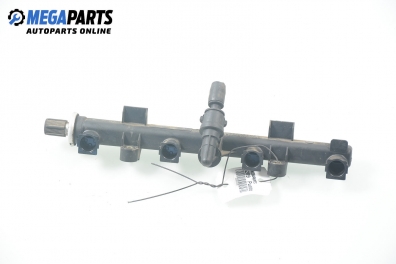 Fuel rail for Fiat Punto 1.2, 60 hp, 5 doors, 2000