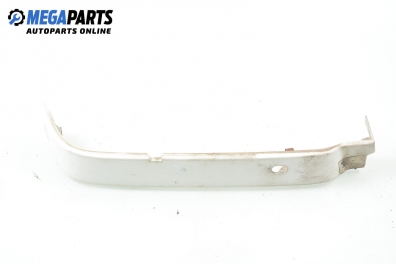 Material profilat far, inferior for Volvo 850 2.0, 143 hp, combi, 1995, position: dreapta