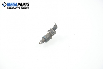 Benzineinspritzdüse for Volvo 850 2.0, 143 hp, combi, 1995