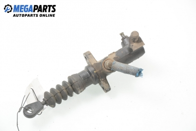 Master clutch cylinder for Volkswagen Passat (B3) 2.0, 115 hp, sedan, 1992