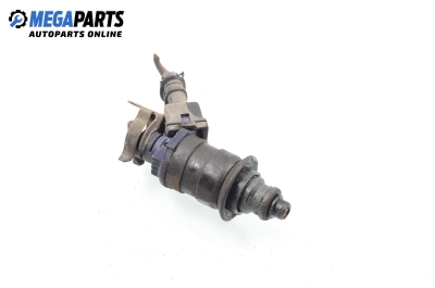 Gasoline fuel injector for Renault Clio II 1.6, 90 hp, hatchback, 5 doors, 1998