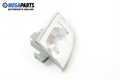 Blinker for Nissan X-Trail 2.2 dCi 4x4, 136 hp, 2005, position: right