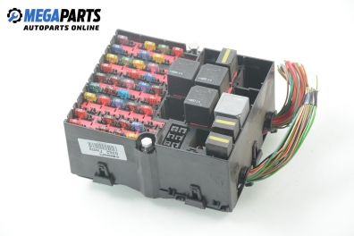 Fuse box for Ford Fiesta V 1.4 TDCi, 68 hp, 5 doors, 2007