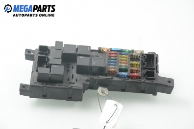 Fuse box for Volvo S70/V70 2.4 D5, 163 hp, station wagon, 2002