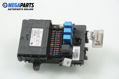 Fuse box for Nissan Primera (P11) 1.8 16V, 114 hp, sedan, 1999