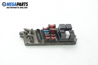 Fuse box for Lancia Kappa 2.4 TDS, 124 hp, sedan, 1995