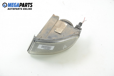 Fog light for Toyota Avensis 2.0 TD, 90 hp, sedan, 1998, position: left