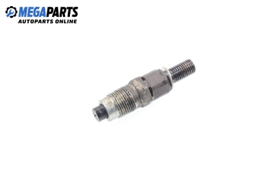 Diesel fuel injector for Toyota Avensis 2.0 TD, 90 hp, sedan, 1998