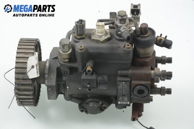 Diesel injection pump for Toyota Avensis 2.0 TD, 90 hp, sedan, 1998 № 22100-6E140