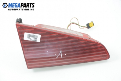 Inner tail light for Peugeot 607 2.2 HDI, 133 hp, sedan automatic, 2000, position: left