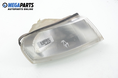Blinker for Opel Vectra B 2.0 16V DI, 82 hp, station wagon, 1999, position: right