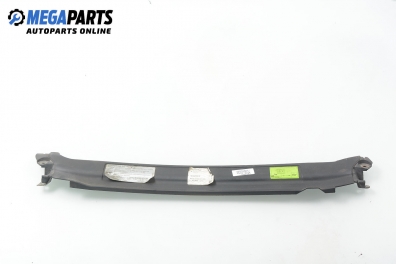 Verkleidung über radiator for Opel Vectra B 2.0 16V DI, 82 hp, combi, 1999