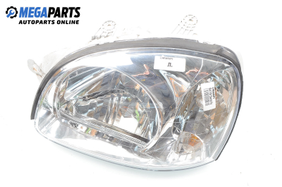 Headlight for Hyundai Santa Fe 2.4 16V 4x4, 146 hp, 2003, position: left