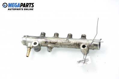 Fuel rail for Peugeot 307 1.4 HDi, 68 hp, hatchback, 5 doors, 2002