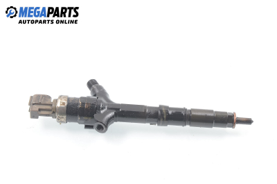 Diesel fuel injector for Toyota Avensis 2.0 D-4D, 110 hp, station wagon, 2002 № Denso 23670-27030