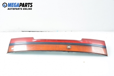 Tail light for Mitsubishi Space Wagon 2.0, 133 hp, 1998, position: middle