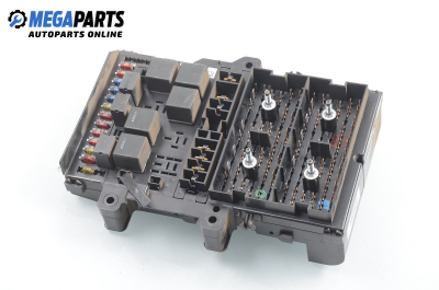 Fuse box for Chrysler Voyager 2.5 TD, 116 hp, 2000