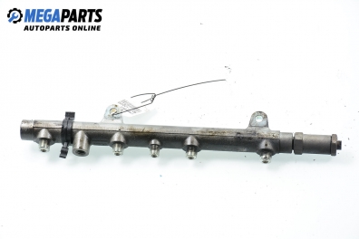 Fuel rail for Renault Laguna II (X74) 1.9 dCi, 120 hp, station wagon, 2004