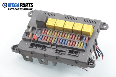 Fuse box for Land Rover Freelander I (L314) 2.0 Td4 4x4, 112 hp, 3 doors, 2001