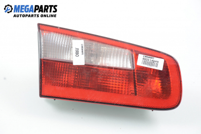 Inner tail light for Renault Laguna II (X74) 2.0 16V, 135 hp, hatchback, 2004, position: left