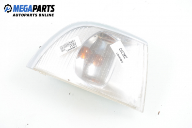 Blinklicht for Volvo S40/V40 1.9 DI, 95 hp, combi, 1999, position: rechts