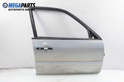 Door for Volkswagen Passat (B4) 1.6, 101 hp, station wagon, 1995, position: front - right