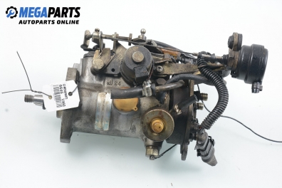 Diesel injection pump for Volvo 440/460 1.9 TD, 90 hp, sedan, 1995 № Lucas F8Q RT03