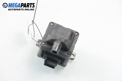 Bobină de aprindere for Volkswagen Polo (6N/6N2) 1.0, 50 hp, 1998 № 6N0 905 104