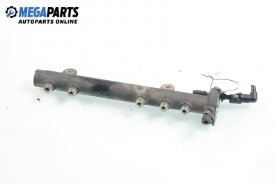 Fuel rail for Opel Corsa C 1.3 CDTI, 70 hp, hatchback, 5 doors, 2004