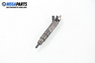 Diesel fuel injector for Volkswagen Passat (B5; B5.5) 1.9 TDI, 110 hp, station wagon, 1998