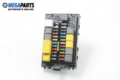 Fuse box for Alfa Romeo 146 1.6 i.e., 103 hp, hatchback, 5 doors, 1996