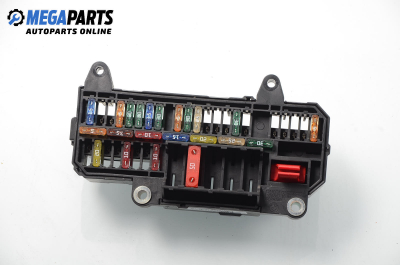 Sicherungskasten for BMW 7 (E65) 4.4 d, 300 hp automatic, 2005