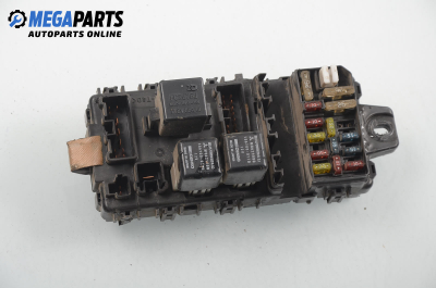 Fuse box for Mitsubishi Colt V 1.3, 75 hp, hatchback, 3 doors, 1997