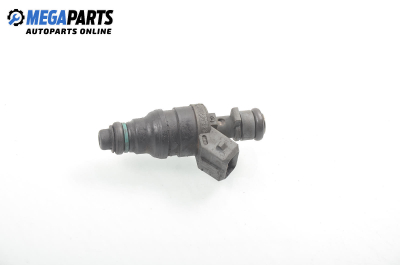 Gasoline fuel injector for Mercedes-Benz C-Class 202 (W/S) 2.2, 150 hp, sedan, 1997