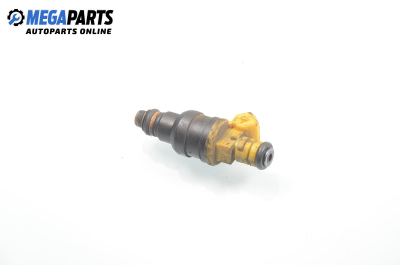 Gasoline fuel injector for Alfa Romeo 146 1.6 16V T.Spark, 120 hp, 5 doors, 1998