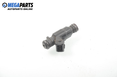 Gasoline fuel injector for Mercedes-Benz S-Class W220 3.2, 224 hp automatic, 1999